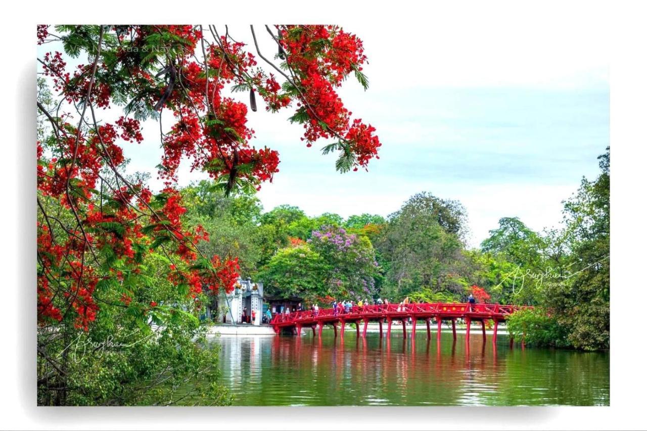 Sword Lake Hostel Hanoi Exteriör bild